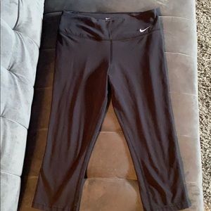 Nike short yoga pants